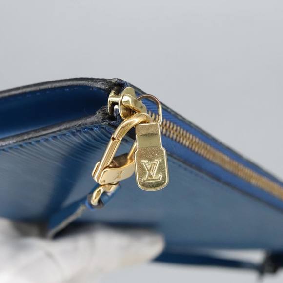 LOUIS VUITTON Epi Pochette Accessoires Pouch Vintage Blue M52985 LV Auth bs19703 - Picture 10 of 16